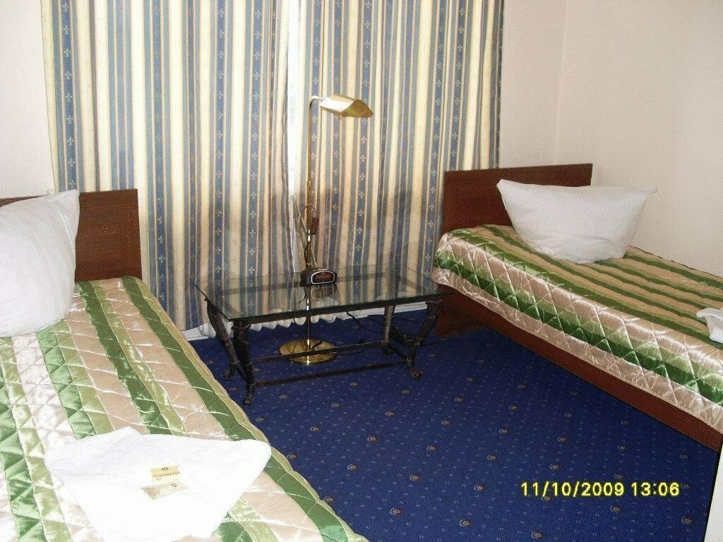 Hotel Central Inn am Hauptbahnhof Pension