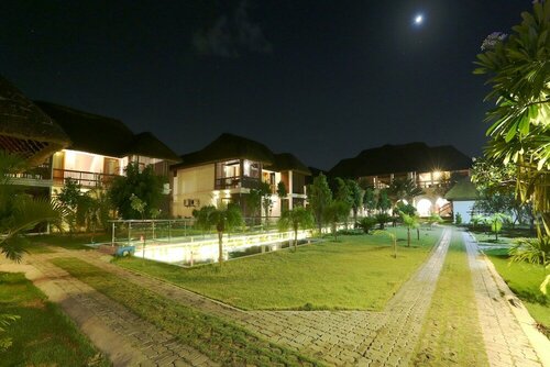 Le Pondy Beach & Lake Resort, Book Ferieresort Virāmpattinam hoteller med morgenmad, Morgenmad