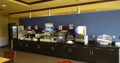 Holiday Inn Express & Suites George West, an IHG Hotel, Buchen Sie Hotel Hotels in George West mit Frühstück, Frühstück