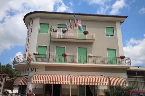 Albergo Ristorante Belvedere, Book Hotel Borghetto di Vara Ligurien