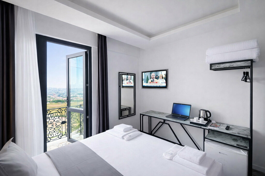 D Twins Airport Hotel