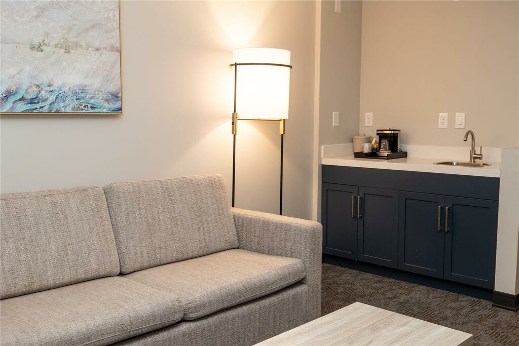 Holiday Inn Austin, an Ihg Hotel