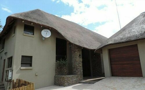 Marloth Kruger Bush Villa, Забронировать Вилла Отели Барбертон с бассейном, Бассейн