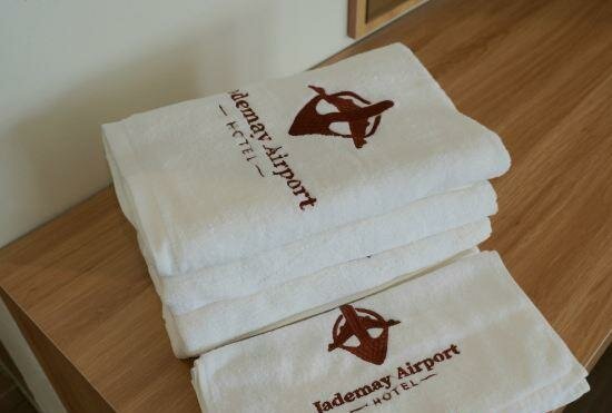 Jademay Airport Hotel