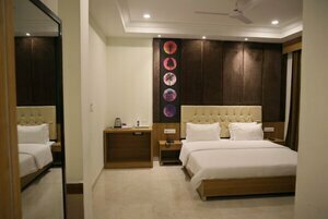 The Grand Siddharth Hotel