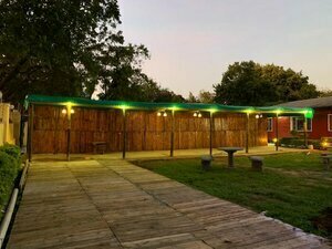Hooters Lodge