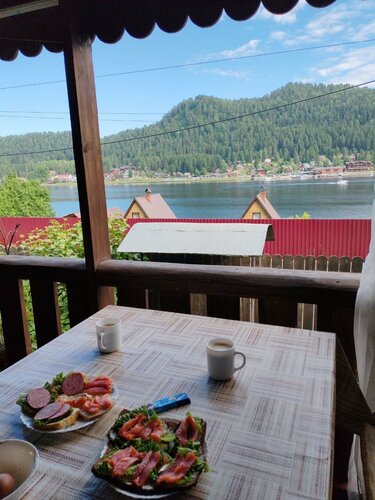 Usadba Altay Valyazh Dom Kedrovyy Private House, Book Feriehus Iogach 