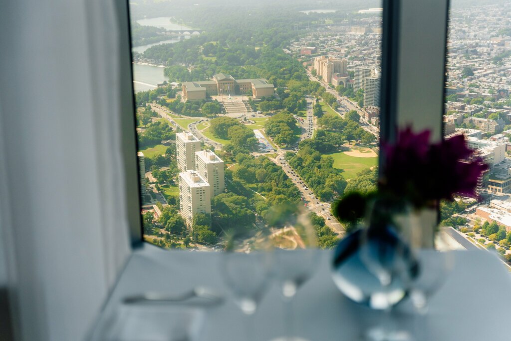 Four Seasons Hotel Philadelphia