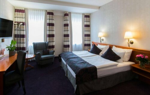 Hotel Germania, Забронировать Отель Кохем Хунсрюк