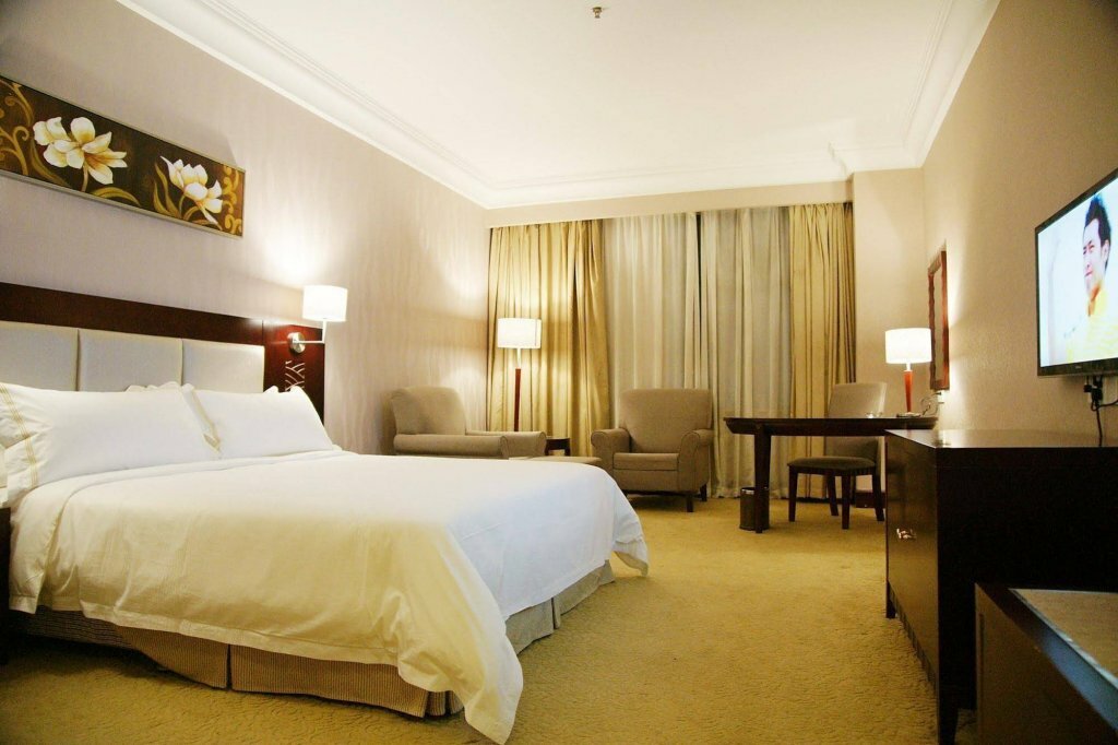 Shenzhen Milan Fashion Hotel Longhua Branch