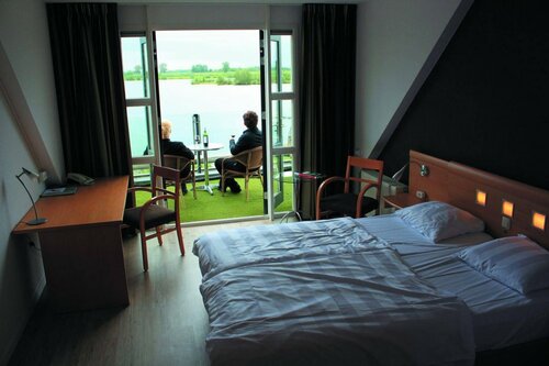 Hotel Hoogeerd by Flow Niftrik - Nijmegen, Book Hotel Hotels in Gelderland with Breakfast, Breakfasts