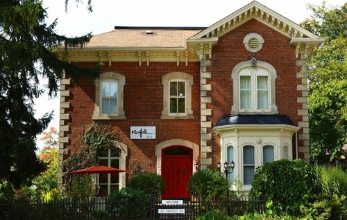 Norfolk Guest House Inn, Забронировать Гостевой дом Гостевые дома Гуэлф, Гостевой дом