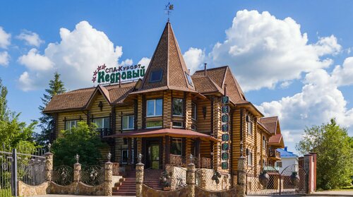 Отель SPA-Курорт Кедровый, Забронировать Отель Горнолыжный курорт Белокуриха Белокуриха, рядом с Кресельный подъемник Санатория Россия (верхняя станция)