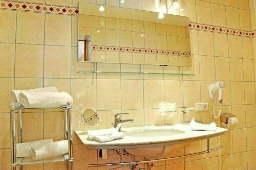 Appartment Maurer, Prenota Hotel Hotel a Tirolo con parcheggio, Parcheggio