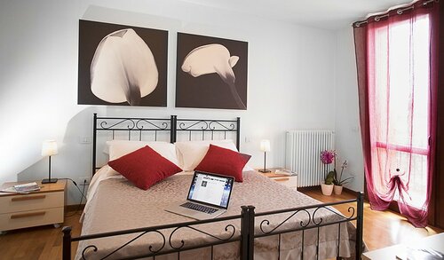 Verona Class ApartHotel "Residenze del Cuore", Забронировать Отель Борго Рома Верона