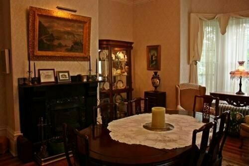Apothic Inn, Buchen Sie Hotel Amherst Northumberland Shore
