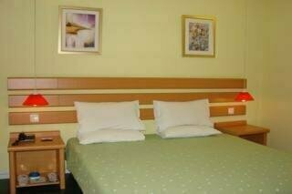 Home Inn ShanXi Road, Book Hotel Hotels in Shanghai Area with Parking, Parking