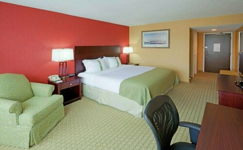 Holiday Inn Hotel & Suites Nashua, Book Hotel Nashua New Hampshire