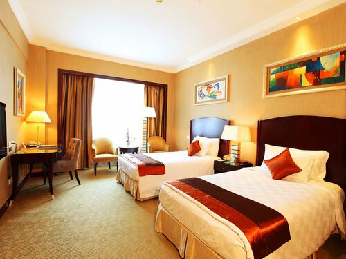 Grand International Hotel, Rezerwuj Hotel Hotele w Kanton z Basenem, Basen