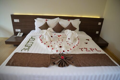 Thazin Palace A Hotel