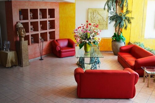 Hotel Real Azteca Boulevard, Rezervați Hotel Hoteluri în El Bajio cu parcare, Parcare