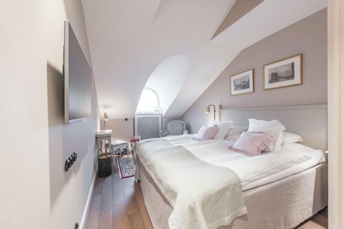 Hotel Kungsträdgården, Забронировать Отель Отели Стокгольма с завтраком, рядом с Центральный автобусный вокзал Стокгольма, Завтраки