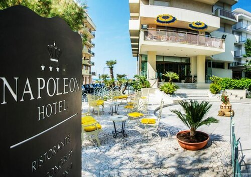 Hotel Napoleon, Забронировать Отель Отели Каттолики 4 звезды, рядом с Аквариум Le Navi, 4*
