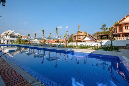 Amanda Hotel, Забронировать Отель Луангпхабанг Лаос, рядом с Luang Prabang Bowling Alley