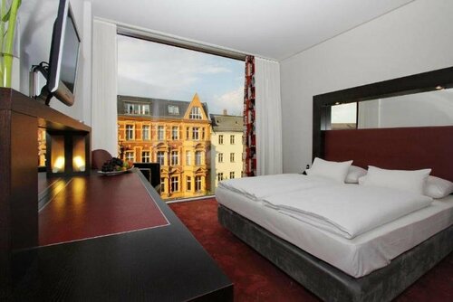 ARCOTEL Velvet Berlin, Rezervasyon Otel Berlin'teki İş Otelleri, Bebelplatz yakınındaki, 4* 5*