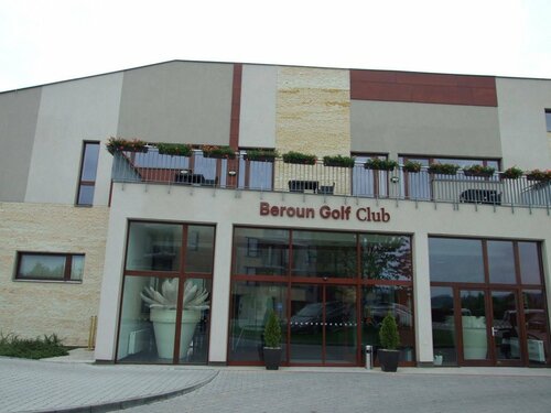 Hotel Beroun Golf Club, Забронировать Отель Бероун Центральной Богемии
