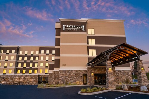 Staybridge Suites Coeur dAlene by IHG, Забронировать Отель Кер-д'Ален Айдахо, рядом с Kootenai Clinic Hospital Medicine