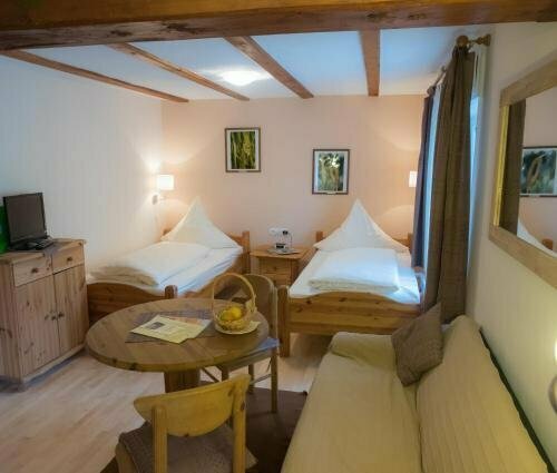 Gasthof zum Goldenen Kreuz, Reserva ahora Hotel Hoteles en Baden-Wurtemberg con aparcamiento, Aparcamiento