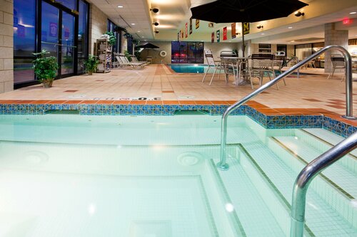 Holiday Inn Express Janesville-I-90 & US Highway 14, Rezerwuj Hotel Janesville Wisconsin