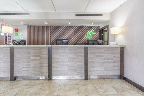 Holiday Inn Miami International Airport by IHG, Забронировать Отель Майами-Спрингс Майами-Бич