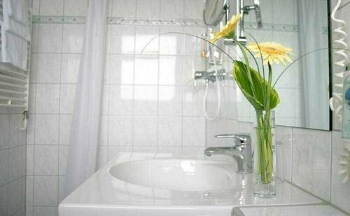 Kurfrstendamm am Adenauerplatz, Book Hotel Charlottenburg Berlin