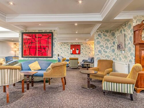 Mercure Salisbury White Hart Hotel, Rezervați Apartament Hoteluri în Gloucestershire cu parcare, Parcare