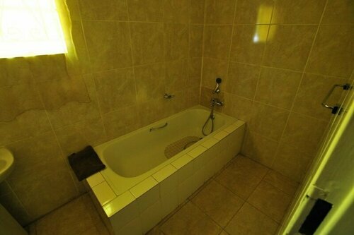 Premier Guest Lodge, Reserva ahora Hotel Victoria Falls Hwange