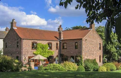 Crosshill House