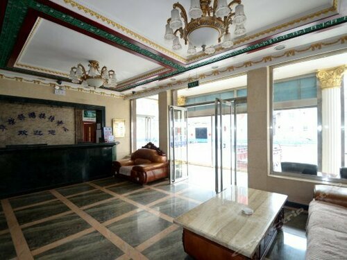 Huarong Tourist Hotel, Prenota Hotel Baoding Hebei