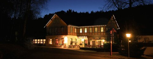 Ausflugsgaststätte und Hotel Gondelfahrt, Book Hotel Hoteller i Sachsen med parkering, Parkering