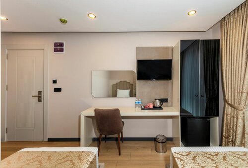 Hilltown Airport Hotel, Rezerwuj Hotel Tanie hotele w Arnavutkoy