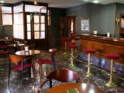 Hotel Gernika, Забронировать Отель Герника-и-Луно Urdaibai, рядом с Great Figure in a Shelter