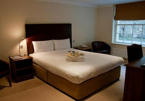 Four Points Flex by Sheraton Brighton Seafront, Забронировать Отель Отели Исторического графства Суссекса с парковкой, Парковка