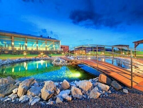 Sloneczny Zdroj, Buchen Sie Hotel Hotels in Heiligkreuz mit Pool, Schwimmbad