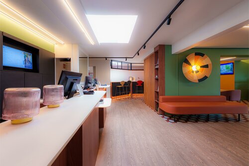 ibis Lyon Est Beynost, Book Hotel Hoteller i Rhône-Alps med parkering, Parkering
