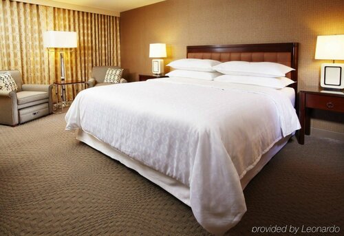 Sheraton Valley Forge Hotel King of Prussia, Rezervovat Hotel King of Prussia Philadelphia Metropolitan Area