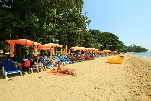 Golden Lion Guesthouse, Забронировать Отель Отели Паттайя 3 звезды, 3*