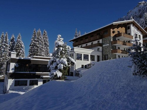 Hotel Silvretta, Book Hotel Hoteller i Vorarlberg med parkering, Parkering