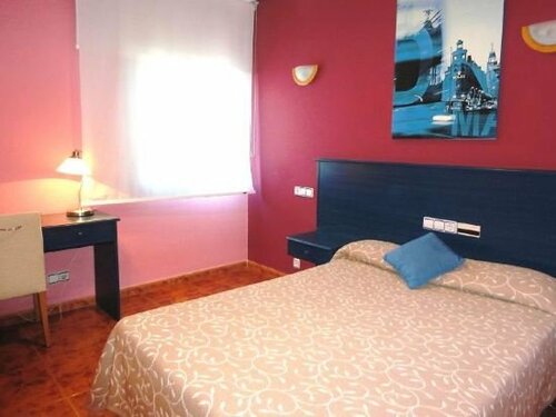 Hotel Mirador, Забронировать Отель Велилья-де-Сан-Антонио Провинция Мадрид