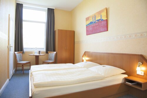Hotel An der Altstadt, Varaa Hotelli Hotellit Weser Uplands pysäköinnillä, Pysäköinti